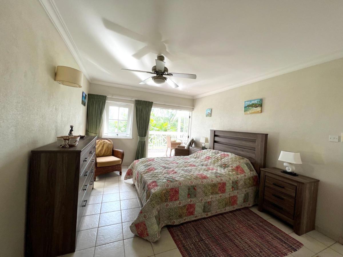 Rockley Golf 810 Is A 2 Bedroom, 2 Bathroom 1St Floor Apartment With Pool Saint James Exterior foto