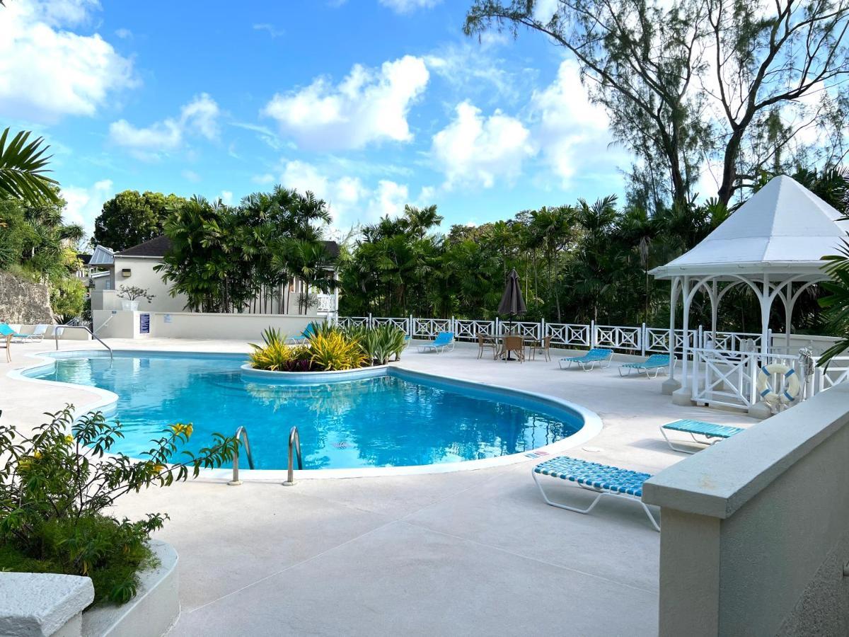 Rockley Golf 810 Is A 2 Bedroom, 2 Bathroom 1St Floor Apartment With Pool Saint James Exterior foto