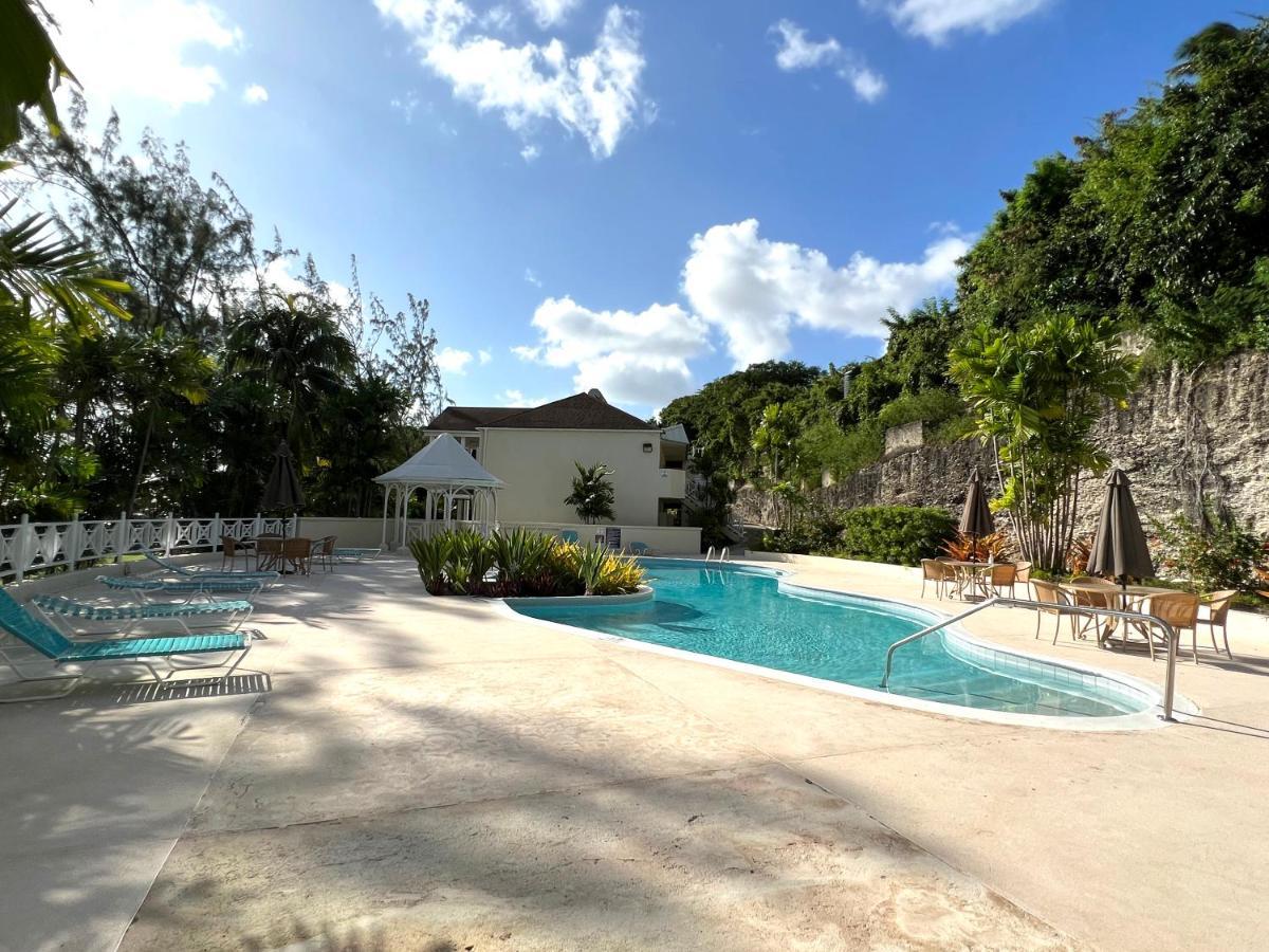 Rockley Golf 810 Is A 2 Bedroom, 2 Bathroom 1St Floor Apartment With Pool Saint James Exterior foto